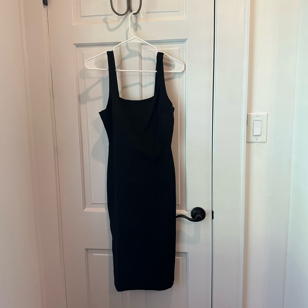 SOLD!!! NWT Red Dress Boutique Little Black Dress, M